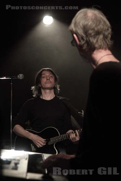 THE YOUNG GODS - 2010-12-07 - PARIS - La Maroquinerie - Franz Treichler - Alain Monod
